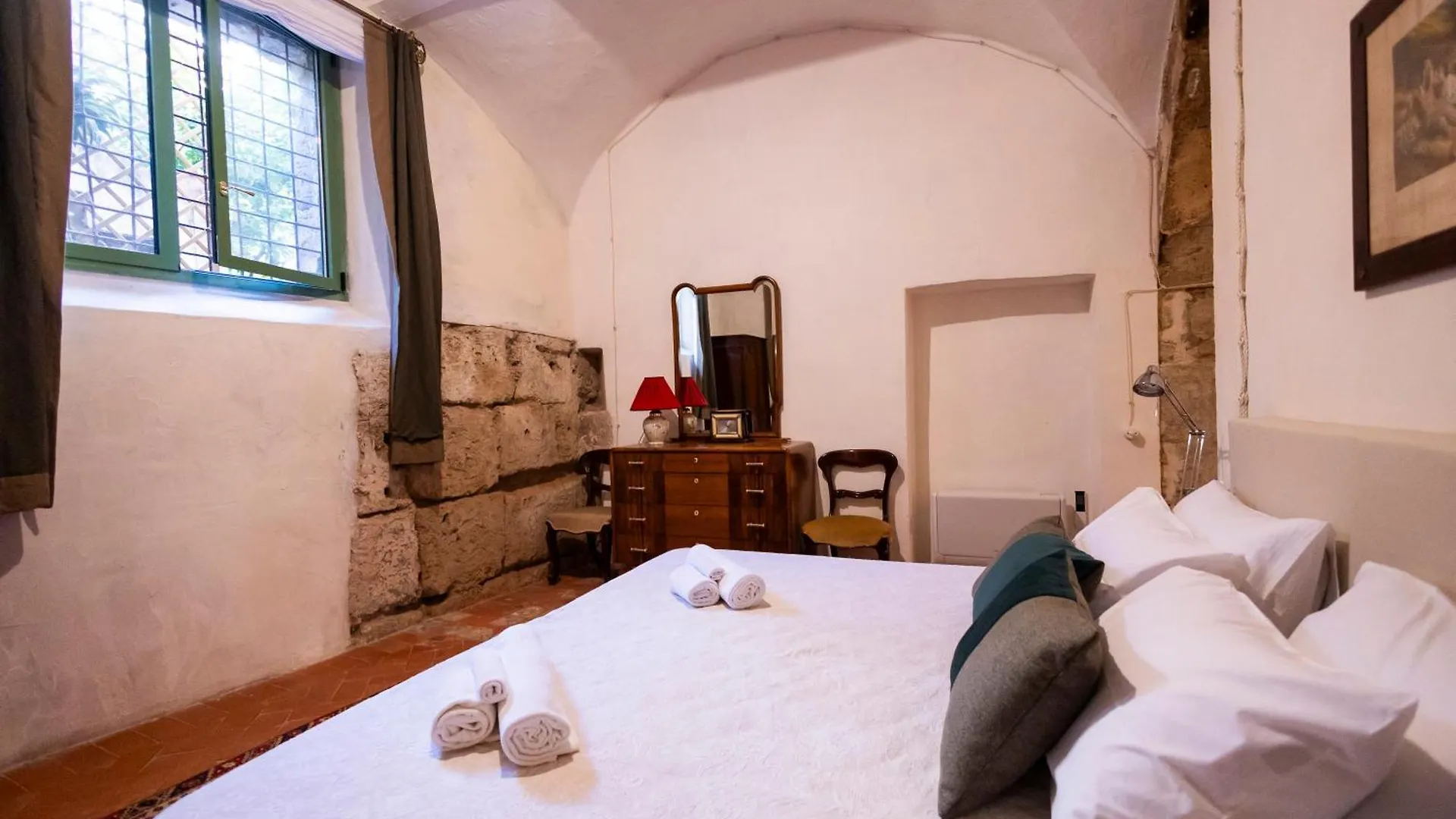 Principe Di Castelnuovo Historical Suites Palermo 0*,