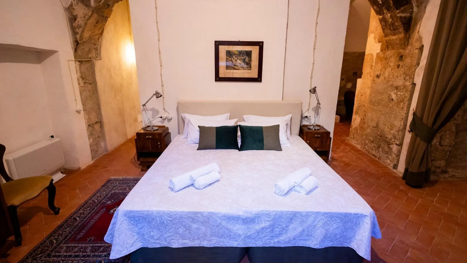 Principe Di Castelnuovo Historical Suites Palermo