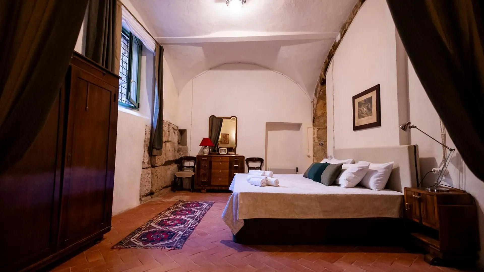 Principe Di Castelnuovo Historical Suites Palermo Italy
