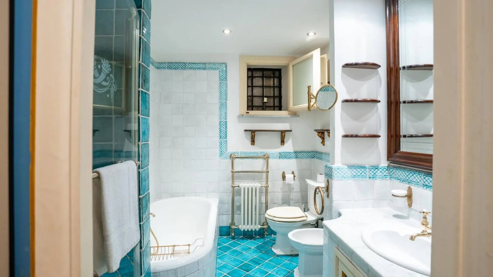 Principe Di Castelnuovo Historical Suites Palermo Frühstückspension